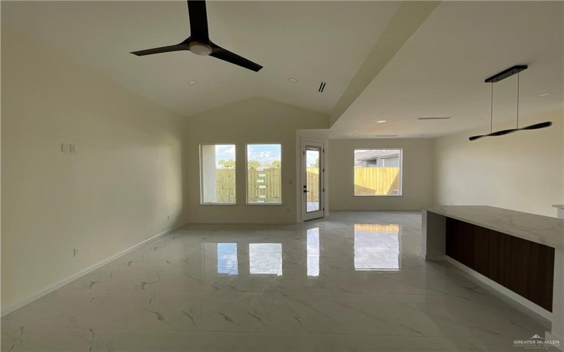 3506 Emma Drive, Weslaco, TX 78596, 3 Bedrooms Bedrooms, ,2 BathroomsBathrooms,Residential,For Sale,3506 Emma Drive,465936