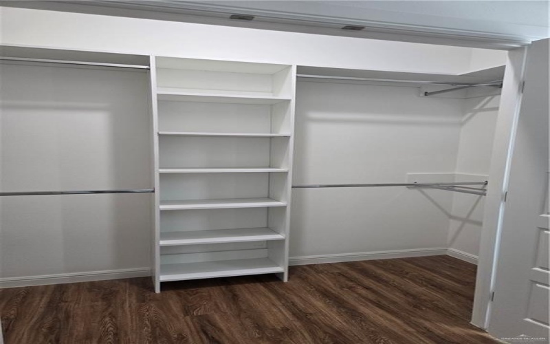 901 E Yuma Avenue #204, McAllen, TX 78503, 2 Bedrooms Bedrooms, ,2 BathroomsBathrooms,Residential Lease,For Rent,901 E Yuma Avenue,466050