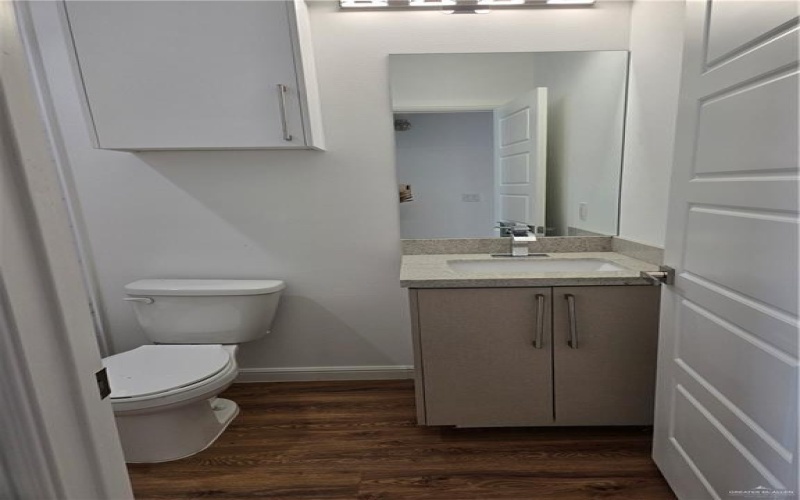 901 E Yuma Avenue #204, McAllen, TX 78503, 2 Bedrooms Bedrooms, ,2 BathroomsBathrooms,Residential Lease,For Rent,901 E Yuma Avenue,466050