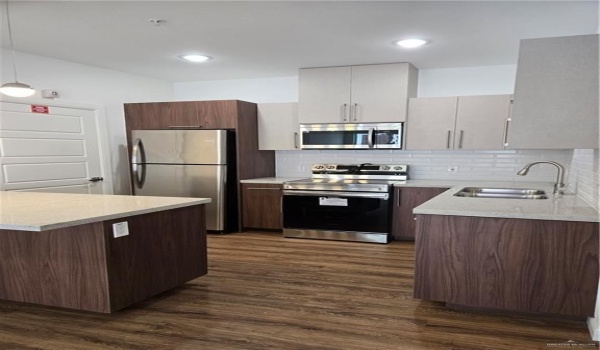 901 E Yuma Avenue #205, McAllen, TX 78503, 2 Bedrooms Bedrooms, ,2 BathroomsBathrooms,Residential Lease,For Rent,901 E Yuma Avenue,466052