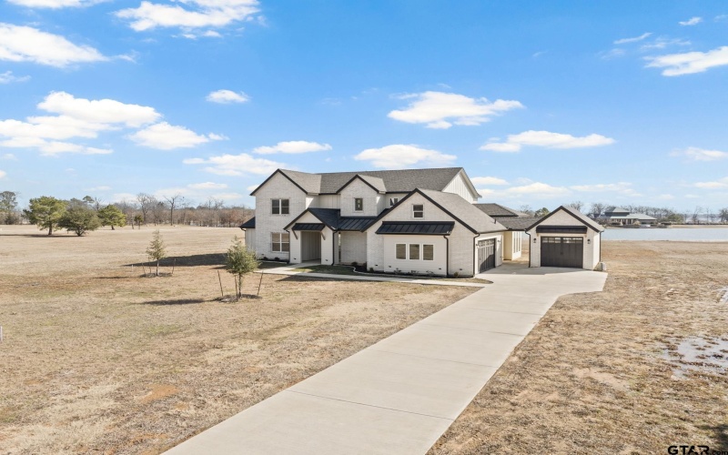 126 Private Road 2712, Mount Pleasant, TX 75455, 5 Bedrooms Bedrooms, ,3 BathroomsBathrooms,Residential,For Sale,126 Private Road 2712,25001782