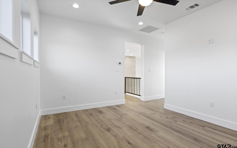 126 Private Road 2712, Mount Pleasant, TX 75455, 5 Bedrooms Bedrooms, ,3 BathroomsBathrooms,Residential,For Sale,126 Private Road 2712,25001782