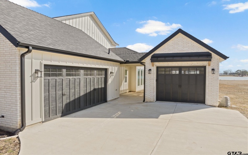 126 Private Road 2712, Mount Pleasant, TX 75455, 5 Bedrooms Bedrooms, ,3 BathroomsBathrooms,Residential,For Sale,126 Private Road 2712,25001782
