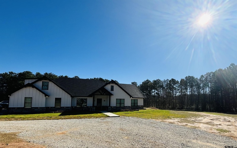 413 S CR 3101, Jacksonville, TX 75766, 5 Bedrooms Bedrooms, ,5 BathroomsBathrooms,Residential,For Sale,413 S CR 3101,25001910