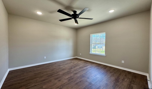 1523 Owens Ave Unit 101, Tyler, TX 75702, 3 Bedrooms Bedrooms, ,2 BathroomsBathrooms,Residential,For Sale,1523 Owens Ave Unit 101,25002157