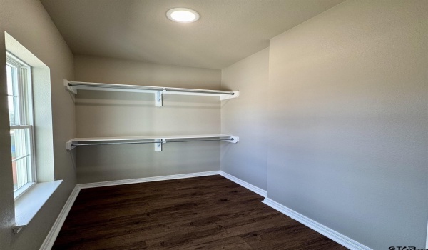 1523 Owens Ave Unit 101, Tyler, TX 75702, 3 Bedrooms Bedrooms, ,2 BathroomsBathrooms,Residential,For Sale,1523 Owens Ave Unit 101,25002157