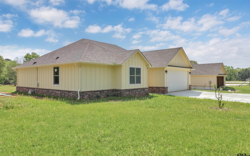 10587 SPUR 164 ( Greenbriar Rd ), Tyler, TX 75709, 3 Bedrooms Bedrooms, ,2 BathroomsBathrooms,Residential,For Sale,10587 SPUR 164 ( Greenbriar Rd ),25002195