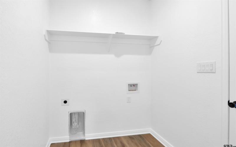 10587 SPUR 164 ( Greenbriar Rd ), Tyler, TX 75709, 3 Bedrooms Bedrooms, ,2 BathroomsBathrooms,Residential,For Sale,10587 SPUR 164 ( Greenbriar Rd ),25002195