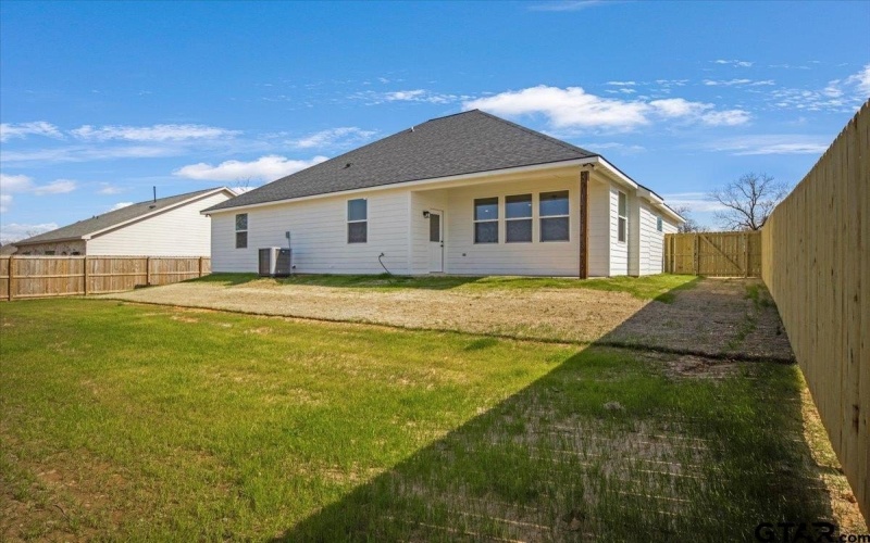 220 Nolan Farms Rd, Winona, TX 75792, 3 Habitaciones Habitaciones , ,2 BañosBaños,Residential,En Venta,220 Nolan Farms Rd,25002283