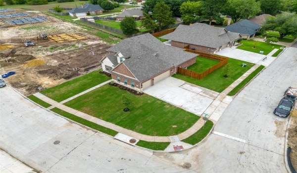 505 Ellis Place Drive, Greenville, TX 75402, 4 Bedrooms Bedrooms, ,3 BathroomsBathrooms,Residential Lease,For Rent,505 Ellis Place Drive,20866583