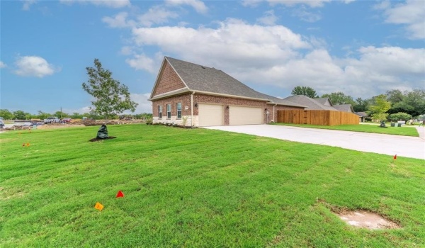 505 Ellis Place Drive, Greenville, TX 75402, 4 Bedrooms Bedrooms, ,3 BathroomsBathrooms,Residential Lease,For Rent,505 Ellis Place Drive,20866583