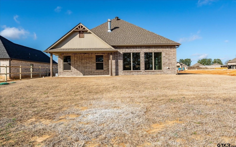 15093 High Country Acres, Tyler, TX 75706, 3 Bedrooms Bedrooms, ,2 BathroomsBathrooms,Residential,For Sale,15093 High Country Acres,25002322