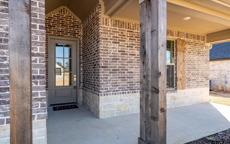 15093 High Country Acres, Tyler, TX 75706, 3 Bedrooms Bedrooms, ,2 BathroomsBathrooms,Residential,For Sale,15093 High Country Acres,25002322