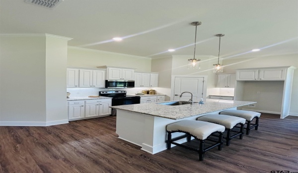 15055 High Country Acres Ln, Tyler, TX 75706, 3 Bedrooms Bedrooms, ,2 BathroomsBathrooms,Residential,For Sale,15055 High Country Acres Ln,25002360