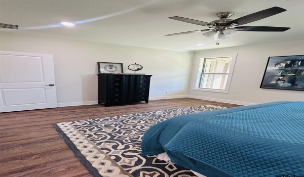 15055 High Country Acres Ln, Tyler, TX 75706, 3 Bedrooms Bedrooms, ,2 BathroomsBathrooms,Residential,For Sale,15055 High Country Acres Ln,25002360