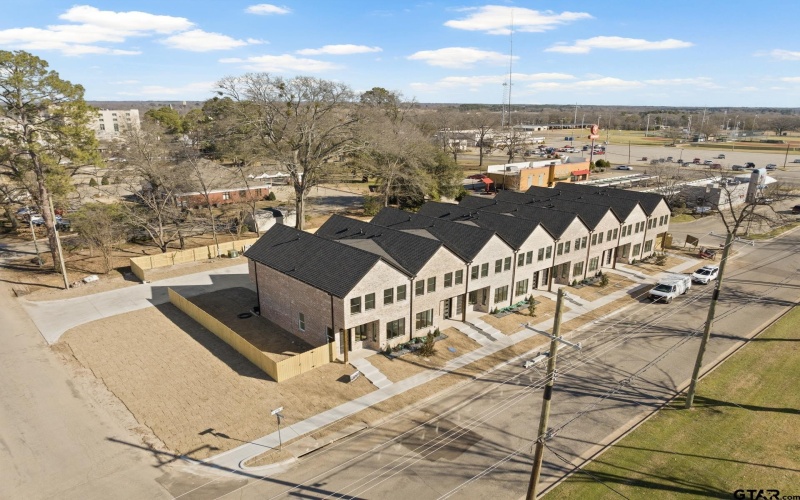 196 W 17th, Mt Pleasant, TX 75455, ,Commercial Sale,En Venta,196 W 17th,25002940