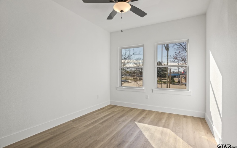 196 W 17th, Mt Pleasant, TX 75455, ,Commercial Sale,En Venta,196 W 17th,25002940