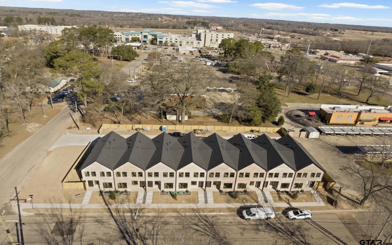 196 W 17th, Mt Pleasant, TX 75455, ,Commercial Sale,En Venta,196 W 17th,25002940