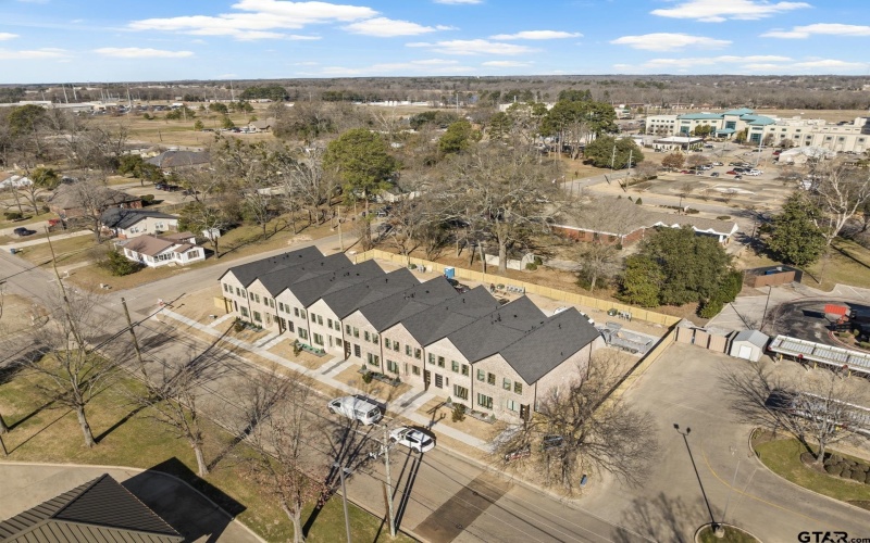 196 W 17th, Mt Pleasant, TX 75455, ,Commercial Sale,En Venta,196 W 17th,25002940