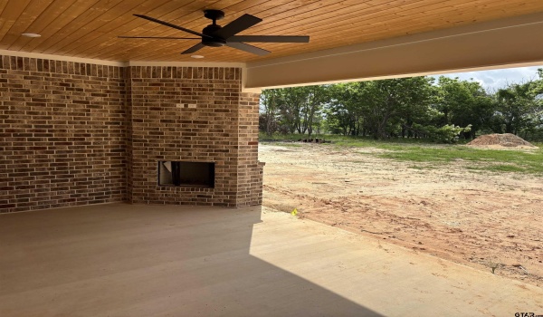 15702 County Road 436, Lindale, TX 75771, 4 Habitaciones Habitaciones , ,3 BañosBaños,Residential,En Venta,15702 County Road 436,25002999