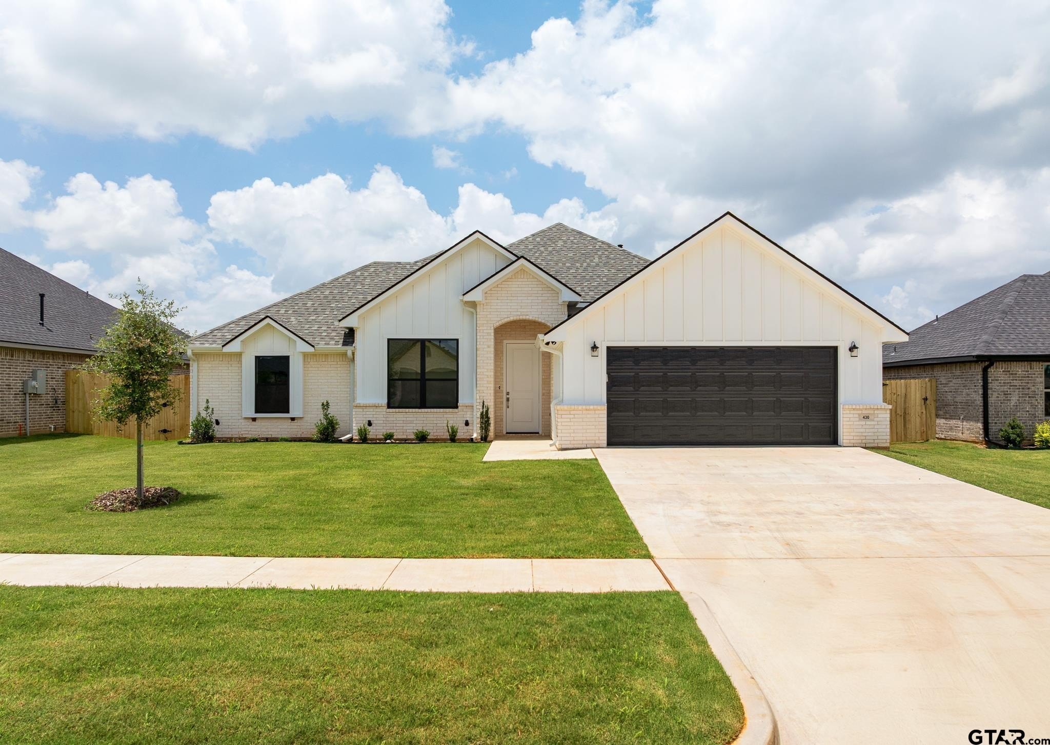 430 Mary Circle, Bullard, TX 75757, 4 Bedrooms Bedrooms, ,2 BathroomsBathrooms,Residential,For Sale,430 Mary Circle,25003126