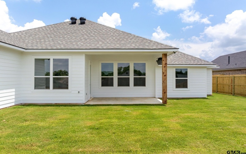 430 Mary Circle, Bullard, TX 75757, 4 Bedrooms Bedrooms, ,2 BathroomsBathrooms,Residential,For Sale,430 Mary Circle,25003126