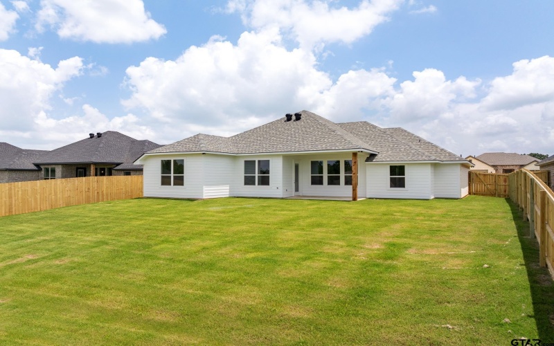 430 Mary Circle, Bullard, TX 75757, 4 Bedrooms Bedrooms, ,2 BathroomsBathrooms,Residential,For Sale,430 Mary Circle,25003126