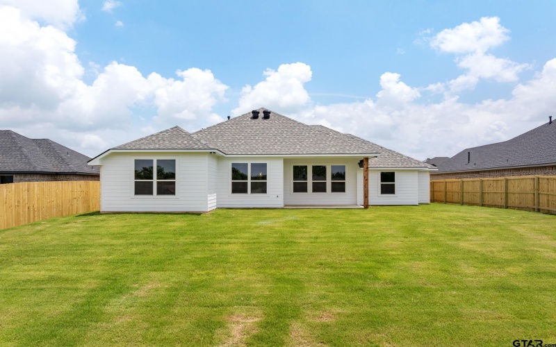 430 Mary Circle, Bullard, TX 75757, 4 Bedrooms Bedrooms, ,2 BathroomsBathrooms,Residential,For Sale,430 Mary Circle,25003126