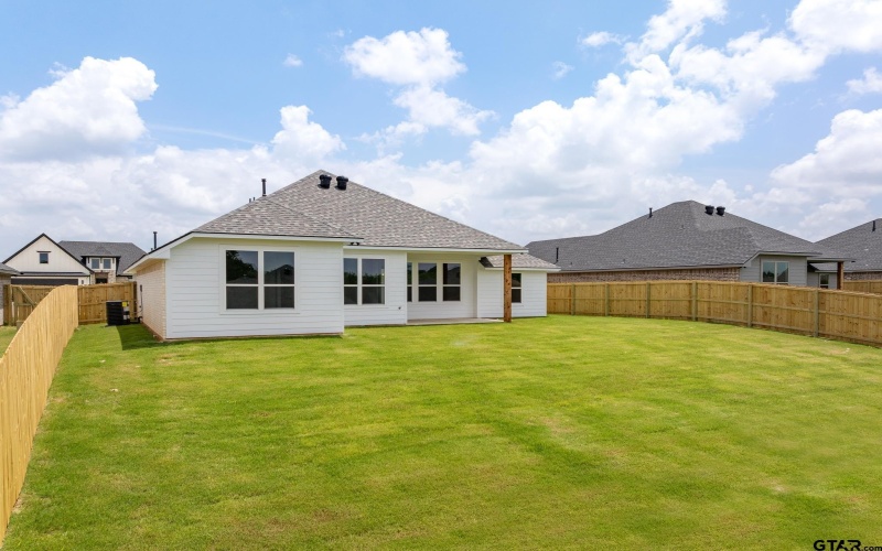 430 Mary Circle, Bullard, TX 75757, 4 Bedrooms Bedrooms, ,2 BathroomsBathrooms,Residential,For Sale,430 Mary Circle,25003126