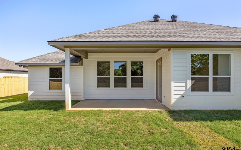 217 August Drive, Bullard, TX 75757, 4 Bedrooms Bedrooms, ,2 BathroomsBathrooms,Residential,For Sale,217 August Drive,25003127