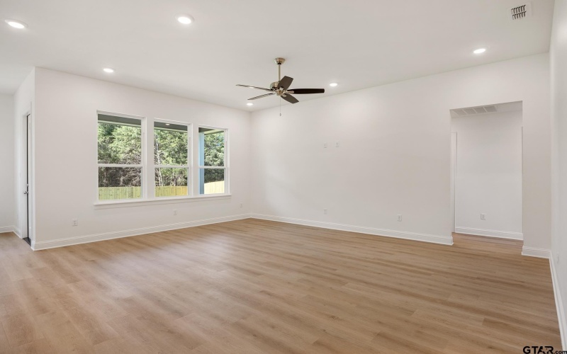 217 August Drive, Bullard, TX 75757, 4 Bedrooms Bedrooms, ,2 BathroomsBathrooms,Residential,For Sale,217 August Drive,25003127