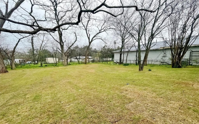 122 E Harrison Street, Denison, TX 75021, 3 Bedrooms Bedrooms, ,2 BathroomsBathrooms,Residential Lease,For Rent,122 E Harrison Street,20866587