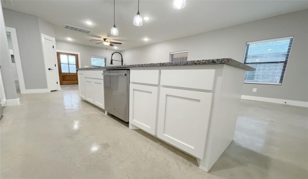 122 E Harrison Street, Denison, TX 75021, 3 Bedrooms Bedrooms, ,2 BathroomsBathrooms,Residential Lease,For Rent,122 E Harrison Street,20866587