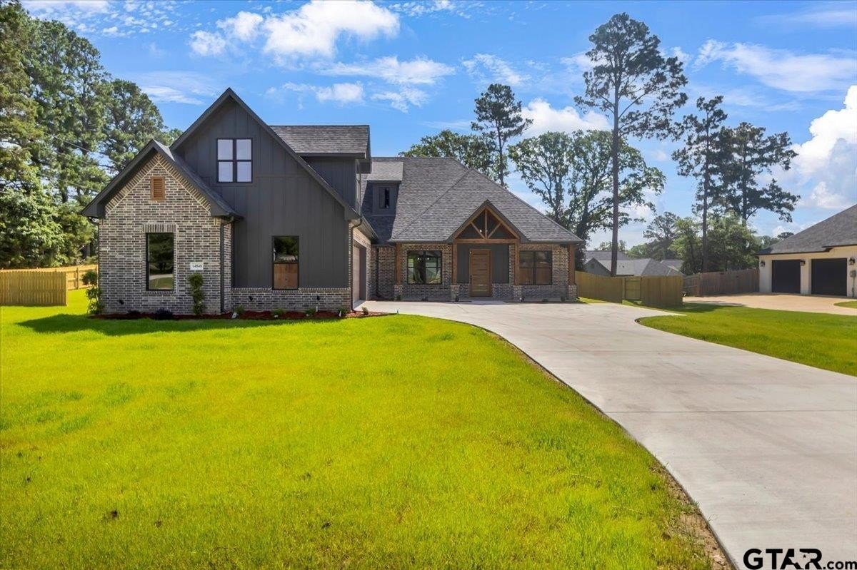 14848 Woodland Creek Dr, Tyler, TX 75706, 4 Bedrooms Bedrooms, ,3 BathroomsBathrooms,Residential,For Sale,14848 Woodland Creek Dr,25003252