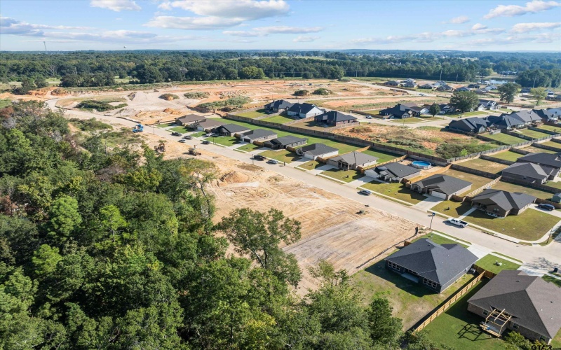 17430 Crossing Circle, Lindale, TX 75771, 3 Habitaciones Habitaciones , ,2 BañosBaños,Residential,En Venta,17430 Crossing Circle,25003586
