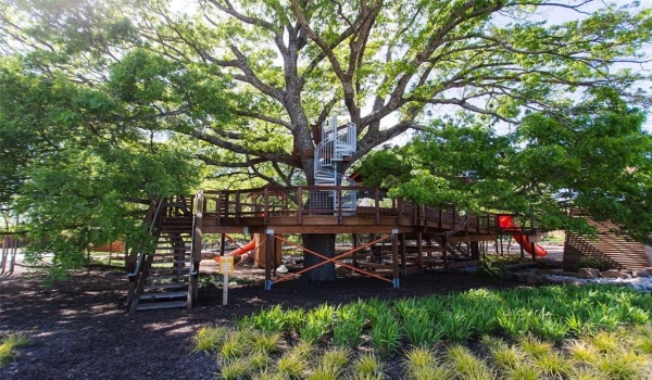 1817 Forest Wood, Mesquite, TX 75181, 4 Bedrooms Bedrooms, ,2 BathroomsBathrooms,Residential,For Sale,1817 Forest Wood,20868733