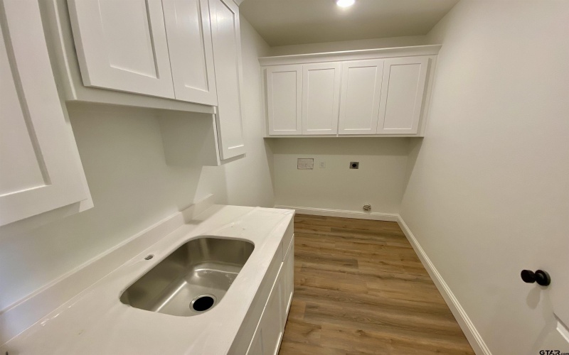 15335 County Road 196, Tyler, TX 75703, 3 Bedrooms Bedrooms, ,2 BathroomsBathrooms,Residential,For Sale,15335 County Road 196,25003631