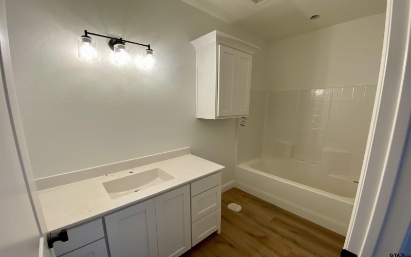 15335 County Road 196, Tyler, TX 75703, 3 Bedrooms Bedrooms, ,2 BathroomsBathrooms,Residential,For Sale,15335 County Road 196,25003631