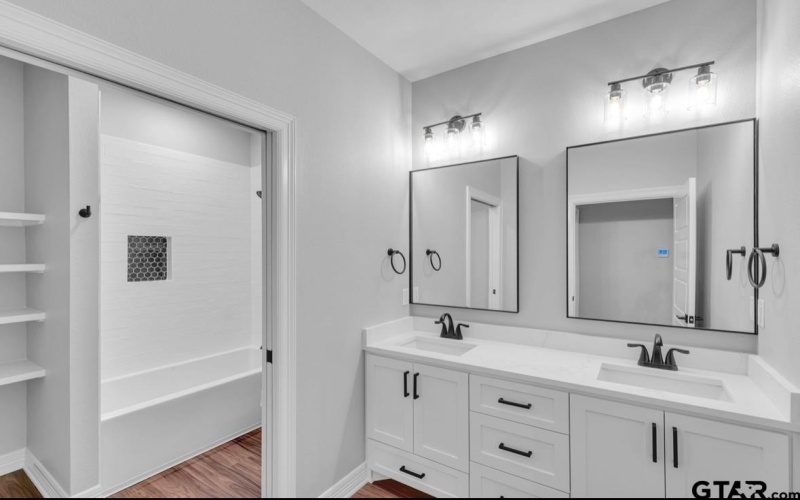 138 PR 6238, Mineola, TX 75773, 3 Bedrooms Bedrooms, ,2 BathroomsBathrooms,Residential,For Sale,138 PR 6238,25003708