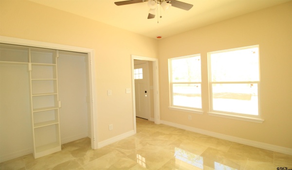 1100 N Bois D Arc, Tyler, TX 75702, 3 Bedrooms Bedrooms, ,2 BathroomsBathrooms,Residential,For Sale,1100 N Bois D Arc,25003789