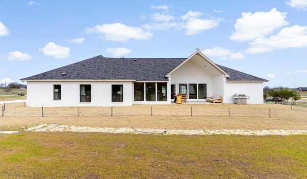3143 Infinity Drive, Weatherford, TX 76087, 3 Bedrooms Bedrooms, ,2 BathroomsBathrooms,Residential,For Sale,3143 Infinity Drive,20866592