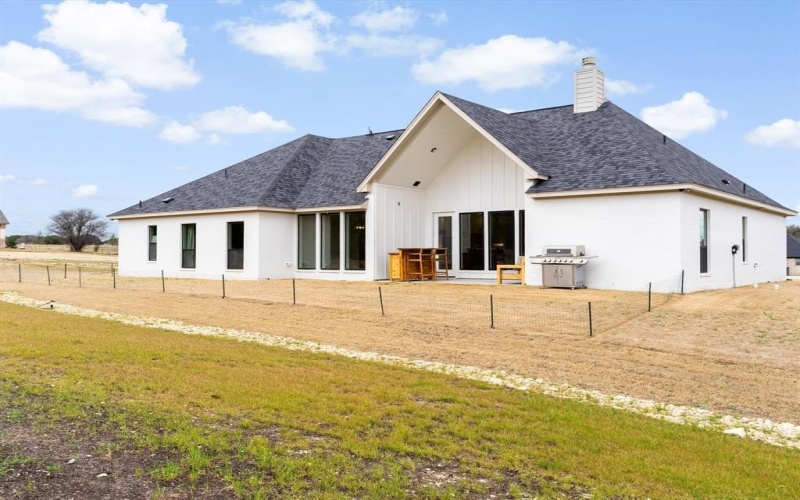 3143 Infinity Drive, Weatherford, TX 76087, 3 Bedrooms Bedrooms, ,2 BathroomsBathrooms,Residential,For Sale,3143 Infinity Drive,20866592