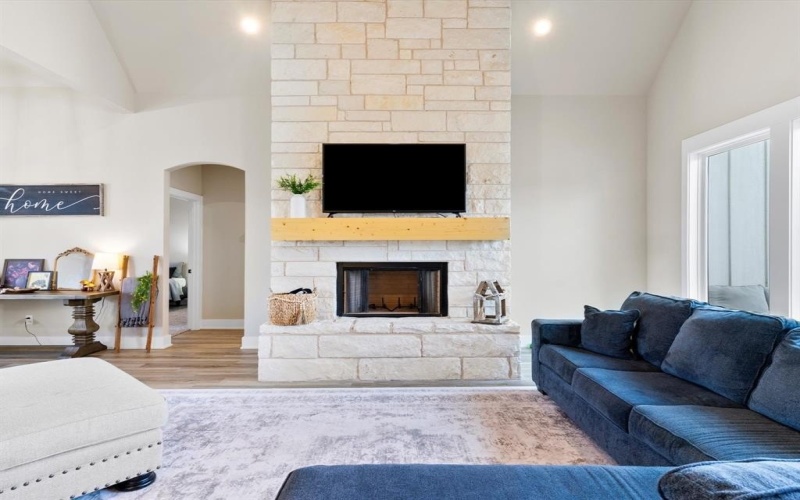 3143 Infinity Drive, Weatherford, TX 76087, 3 Bedrooms Bedrooms, ,2 BathroomsBathrooms,Residential,For Sale,3143 Infinity Drive,20866592