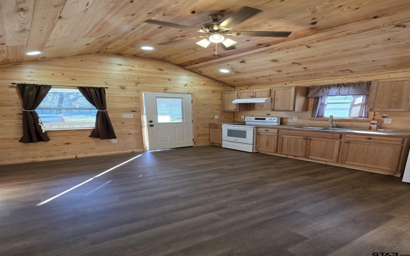 19848 CR 4145 C, Lindale, TX 75771, 1 Bedroom Bedrooms, ,1 BathroomBathrooms,Residential,For Sale,19848 CR 4145 C,25003994