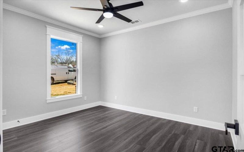12717 Hillcrest Rd, Tyler, TX 75708, 3 Habitaciones Habitaciones , ,2 BañosBaños,Residential,En Venta,12717 Hillcrest Rd,25004066