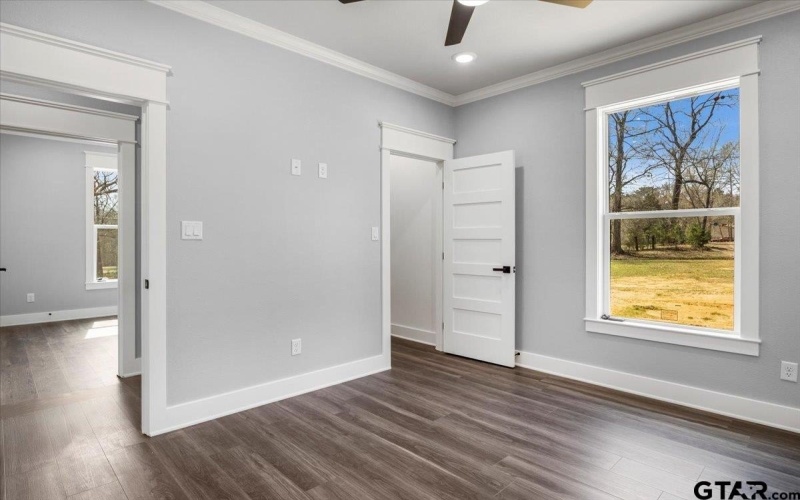 12717 Hillcrest Rd, Tyler, TX 75708, 3 Habitaciones Habitaciones , ,2 BañosBaños,Residential,En Venta,12717 Hillcrest Rd,25004066