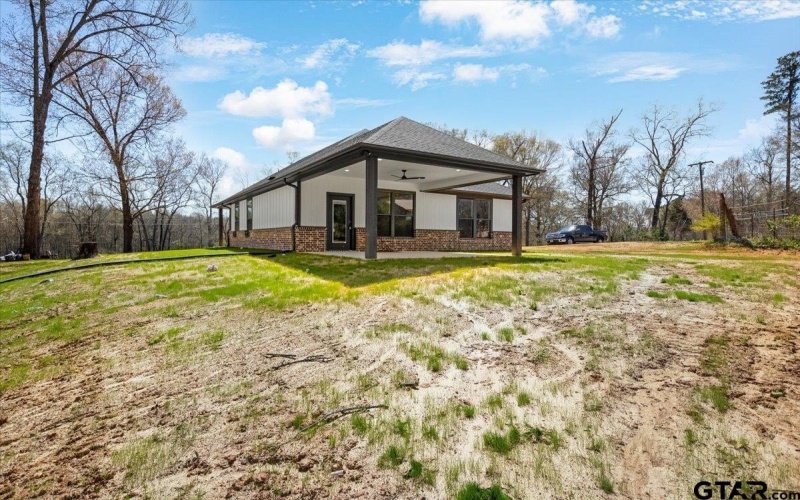 12717 Hillcrest Rd, Tyler, TX 75708, 3 Habitaciones Habitaciones , ,2 BañosBaños,Residential,En Venta,12717 Hillcrest Rd,25004066
