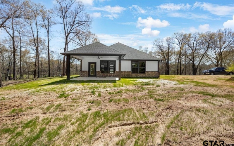 12717 Hillcrest Rd, Tyler, TX 75708, 3 Habitaciones Habitaciones , ,2 BañosBaños,Residential,En Venta,12717 Hillcrest Rd,25004066