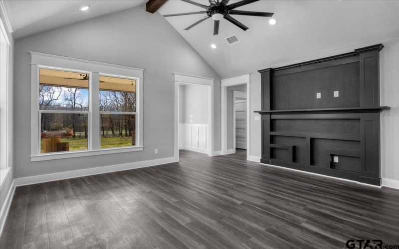 12717 Hillcrest Rd, Tyler, TX 75708, 3 Habitaciones Habitaciones , ,2 BañosBaños,Residential,En Venta,12717 Hillcrest Rd,25004066