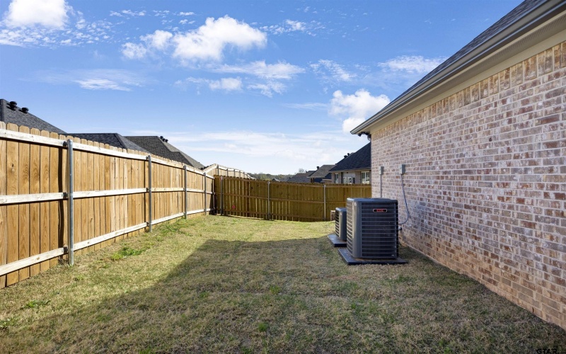 7110 Alexander, Tyler, TX 75707, 4 Bedrooms Bedrooms, ,2 BathroomsBathrooms,Residential,For Sale,7110 Alexander,25004206